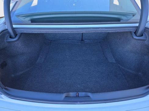 Used 2018 Chrysler 300 Touring w/ Sport Appearance Package image 14