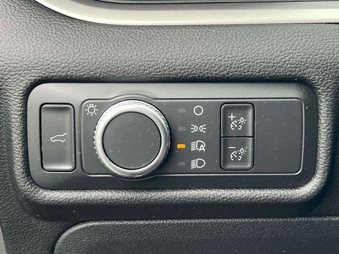 Certified 2022 Ford Explorer XLT image 21