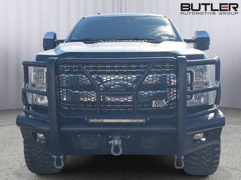 Used 2017 Ford F250 Lariat w/ Chrome Package AWD/4WD image 3