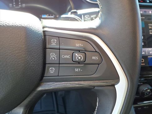 Used 2022 Jeep Grand Cherokee L Limited w/ Trailer Tow Group (B) image 20