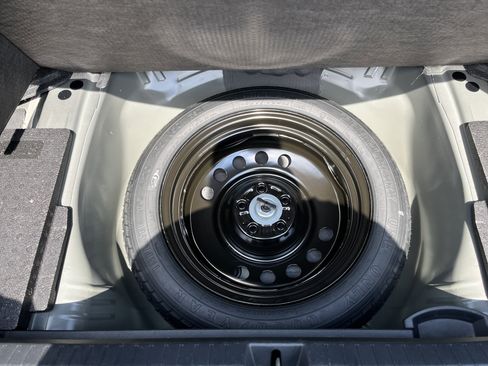 Used 2025 Subaru Legacy Premium AWD/4WD image 13