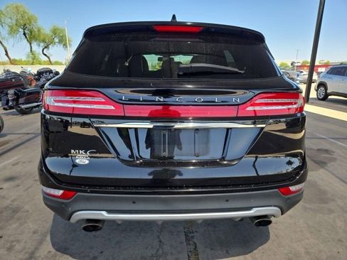 Used 2019 Lincoln MKC Reserve w/ MKC Climate Package AWD/4WD image 4