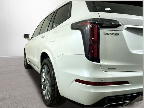 Used 2020 Cadillac XT6 Sport image 32