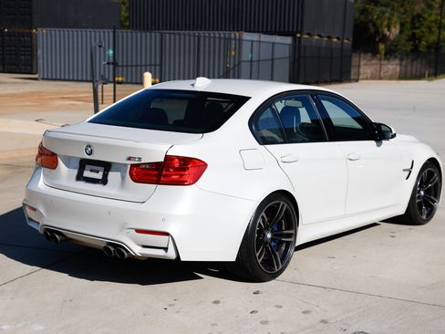 Used 2015 BMW M3 image 16