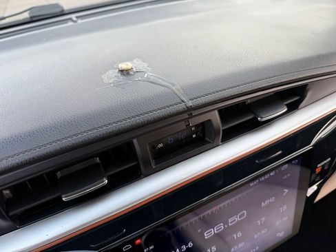 Used 2014 Toyota Corolla LE image 34