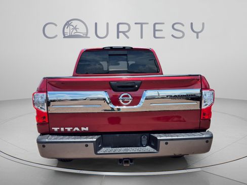 Used 2019 Nissan Titan Platinum Reserve RWD image 2