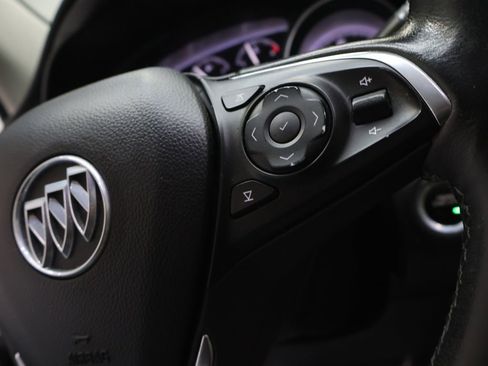 Used 2019 Buick Envision Essence FWD image 20