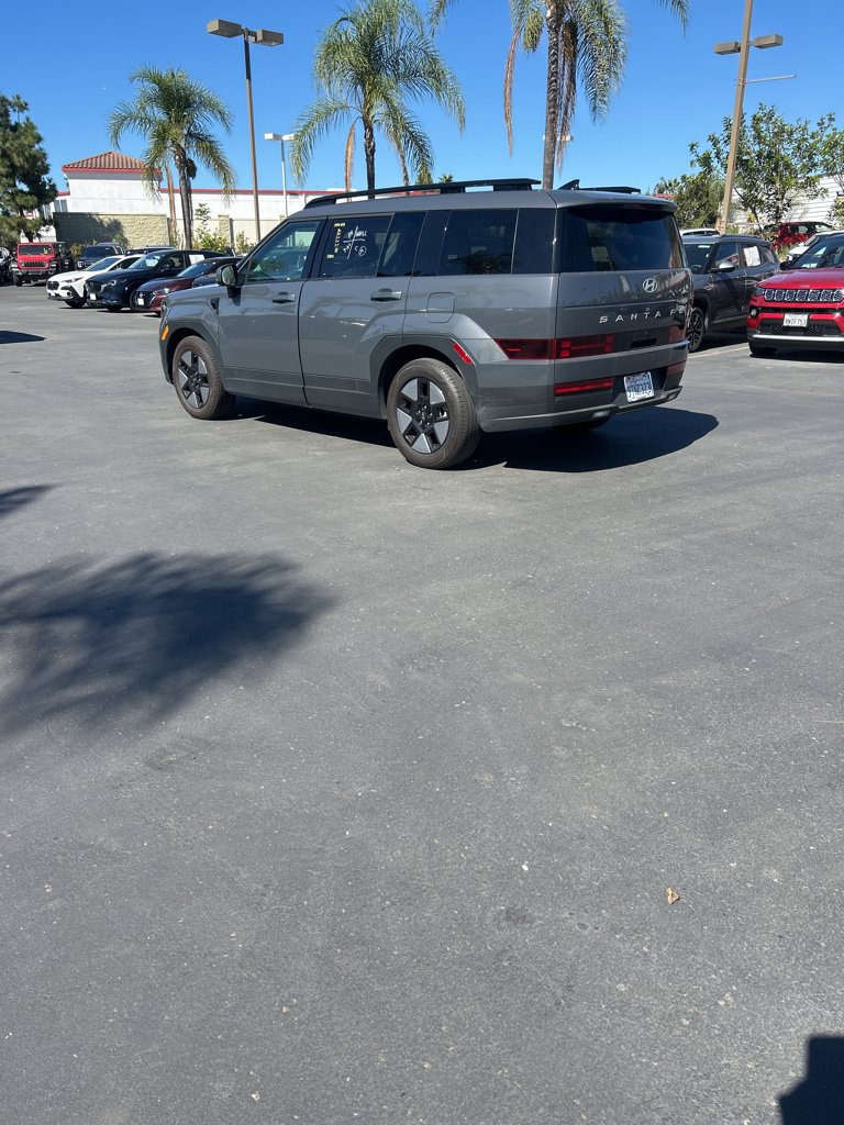 Used 2025 Hyundai Santa Fe SEL AWD/4WD image 7