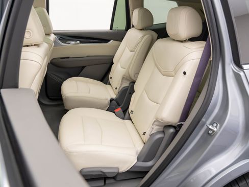 New 2025 Cadillac XT6 Premium Luxury w/ Technology Package image 18