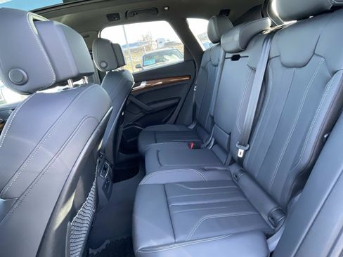 Certified 2024 Audi Q5 e Premium Plus w/ Premium Plus Package image 12