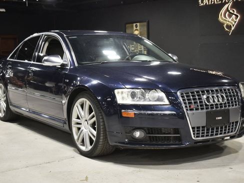 Used 2007 Audi S8 AWD/4WD image 2