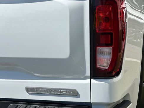 Used 2023 GMC Sierra 1500 Elevation AWD/4WD image 37