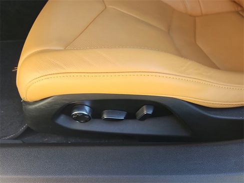 Used 2022 Chevrolet Corvette Stingray Preferred Cpe w/ Engine Appearance Package image 13