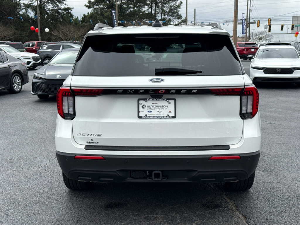Certified 2026 Ford Explorer Active RWD image 6