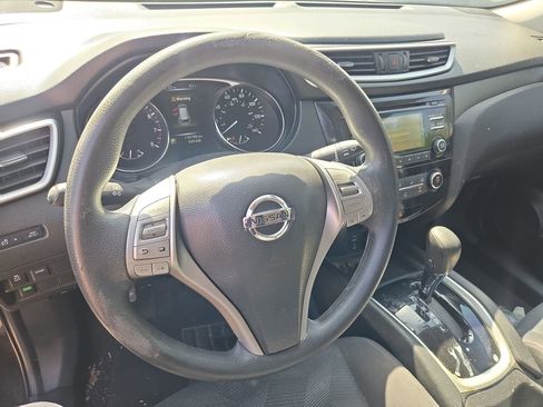 Used 2016 Nissan Rogue S FWD image 10