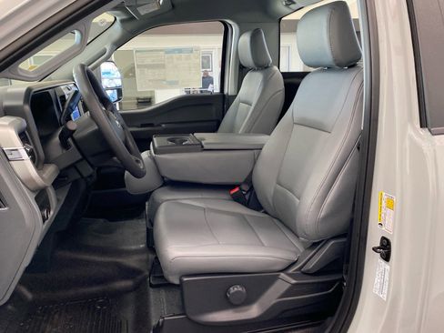 New 2026 Ford F250 XL w/ XL Chrome Package image 10