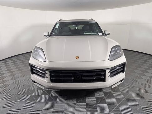 New 2026 Porsche Cayenne image 10