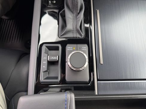 New 2026 Toyota Tundra Platinum AWD/4WD image 26