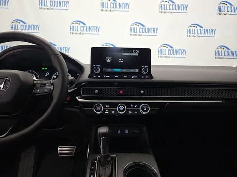 Used 2025 Honda Civic Sport image 28