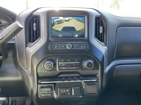 Used 2019 Chevrolet Silverado 1500 Custom w/ Custom Value Package RWD image 13