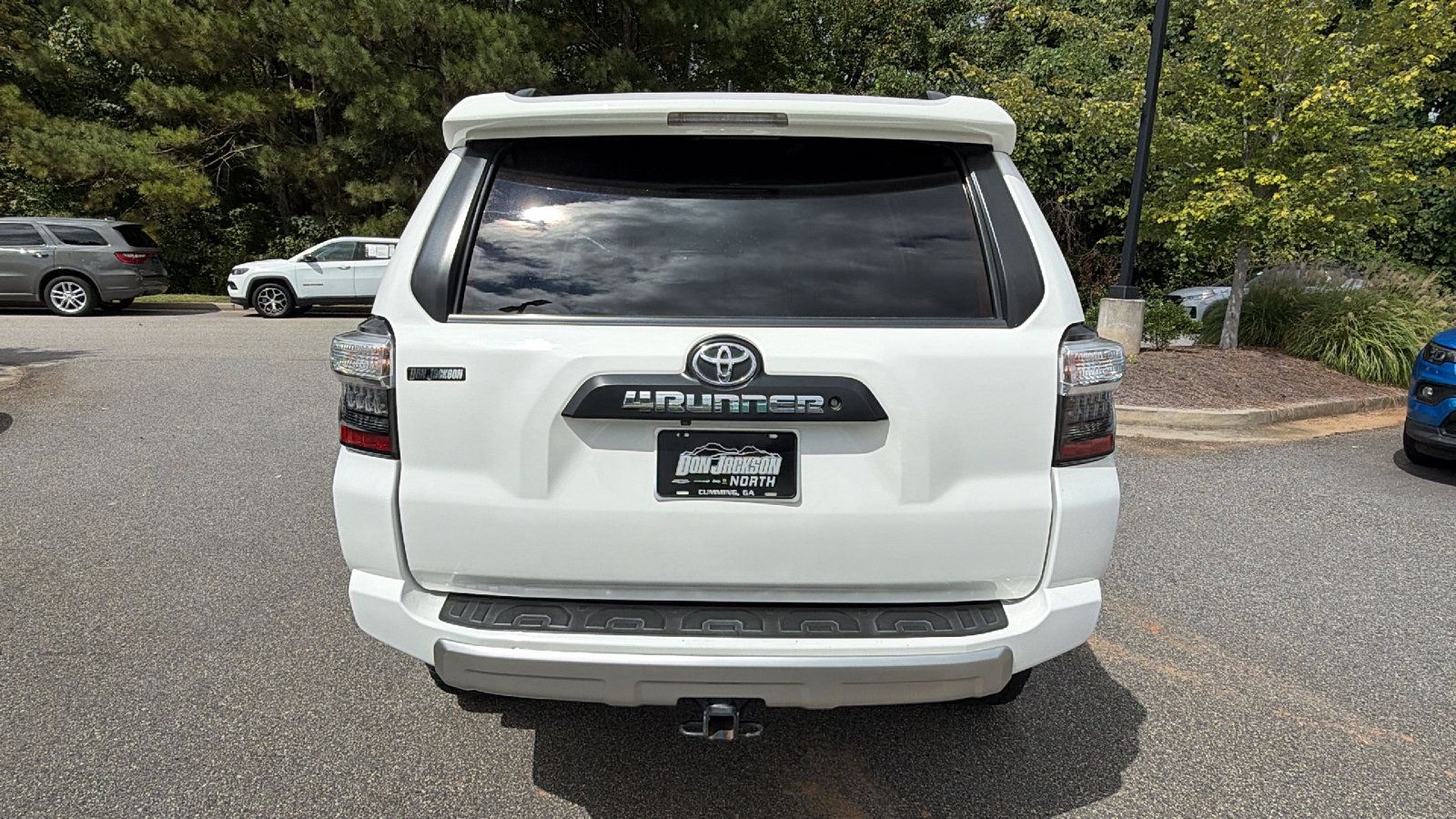 Used 2018 Toyota 4Runner TRD Off-Road Premium AWD/4WD image 9