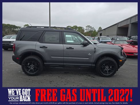 New 2025 Ford Bronco Sport Outer Banks w/ Sasquatch Outer Banks Package AWD/4WD image 3
