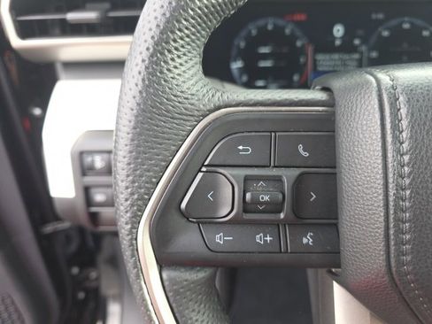 Used 2024 Toyota Tacoma TRD Off-Road image 17