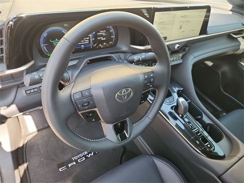 Used 2026 Toyota Crown Limited image 10