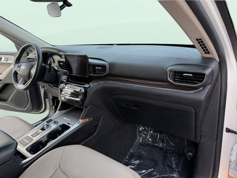 Used 2021 Ford Explorer Limited w/ Equipment Group 301A image 61