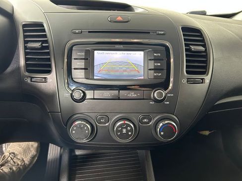 Used 2017 Kia Forte LX w/ LX Popular Package image 24