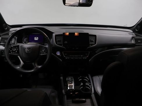Used 2023 Honda Passport Elite image 16
