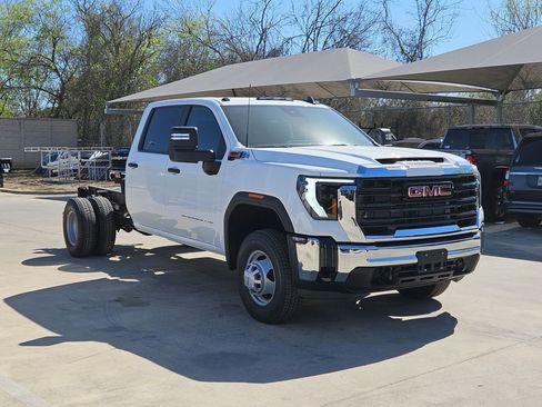 New 2026 GMC Sierra 3500 Pro w/ Convenience Package image 1
