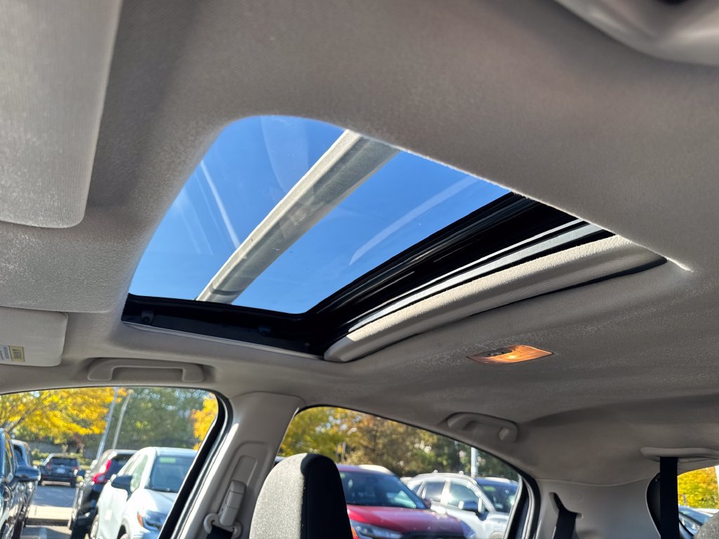 Used 2016 Honda HR-V EX image 16
