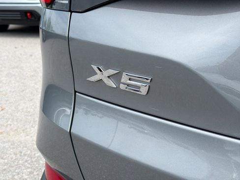 Used 2025 BMW X5 xDrive40i image 9