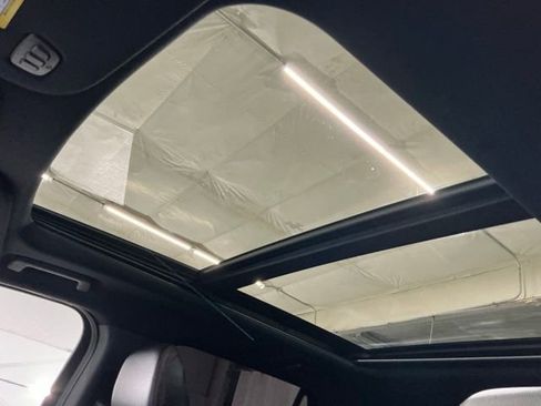 Used 2021 Ford Expedition Max Limited image 16