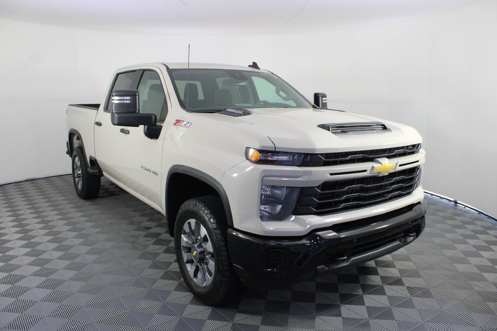 New 2026 Chevrolet Silverado 2500 Custom w/ Custom Value Package AWD/4WD image 7