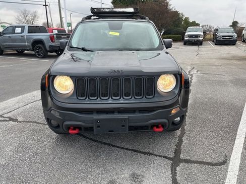 Used 2016 Jeep Renegade Trailhawk image 25