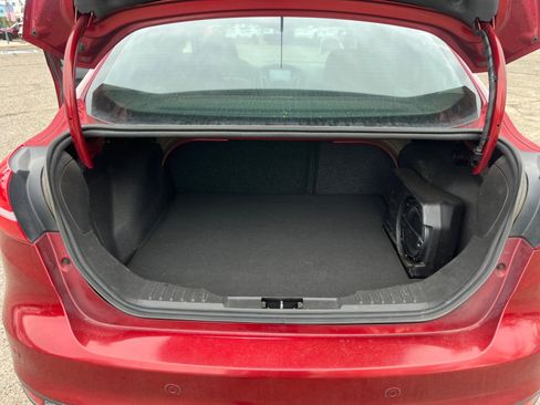 Used 2017 Ford Focus SEL image 34