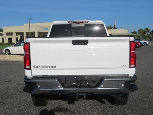 Used 2024 Chevrolet Silverado 2500 LTZ w/ LTZ Plus Package image 5