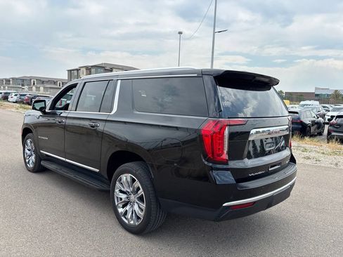 Used 2024 GMC Yukon XL SLT w/ SLT Premium Package AWD/4WD image 6