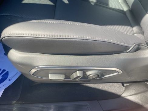 New 2024 Jeep Wagoneer Series III w/ Flexible Seating Group AWD/4WD image 17