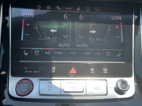 New 2026 Audi SQ8 Prestige AWD/4WD image 32