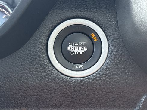 Used 2022 RAM 1500 Laramie image 29