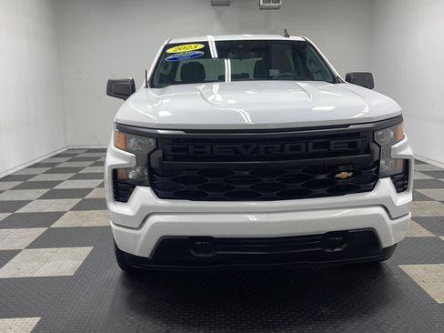 Used 2023 Chevrolet Silverado 1500 Custom RWD image 22