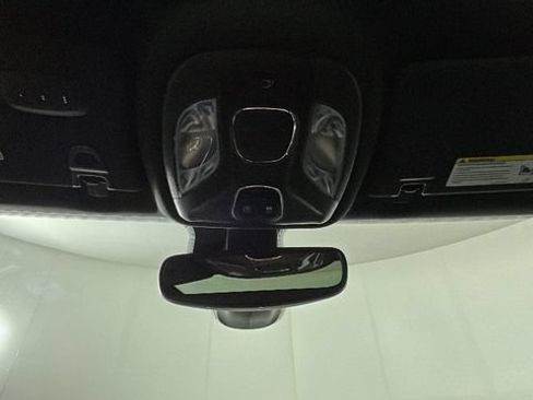 Used 2023 Jeep Compass Latitude w/ Sun and Sound Group AWD/4WD image 25