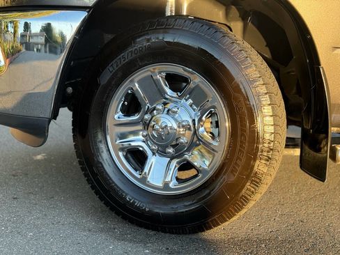 Used 2017 RAM 2500 Tradesman w/ Chrome Appearance Group image 52