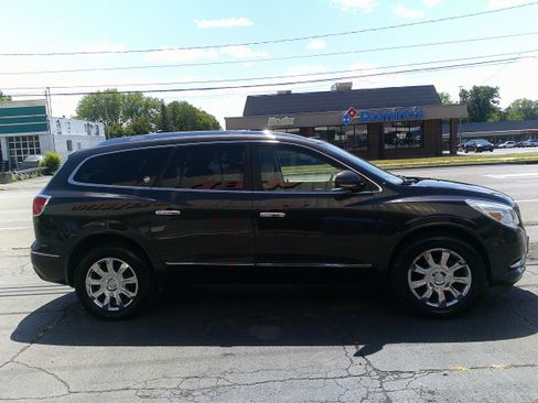 Used 2017 Buick Enclave Leather image 8