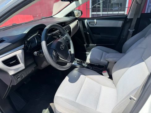 Used 2016 Toyota Corolla LE FWD image 7