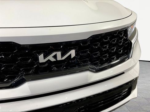 Certified 2023 Kia Sorento SX AWD/4WD image 34