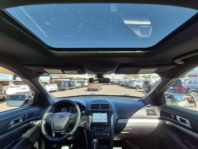 Used 2018 Ford Explorer XLT w/ Equipment Group 202A AWD/4WD image 19